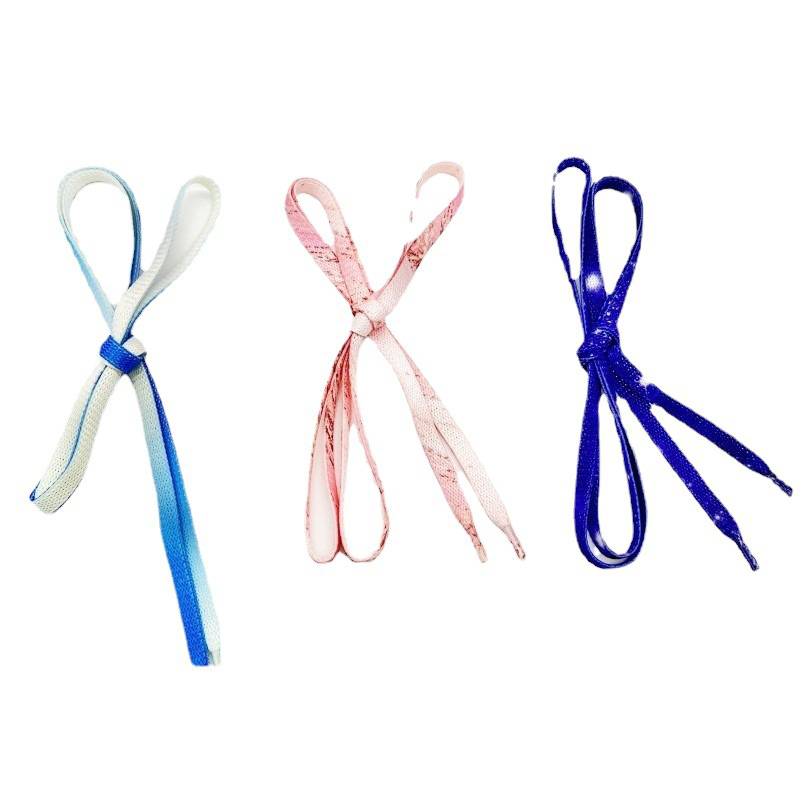 	Tilpassede skolisser med logo