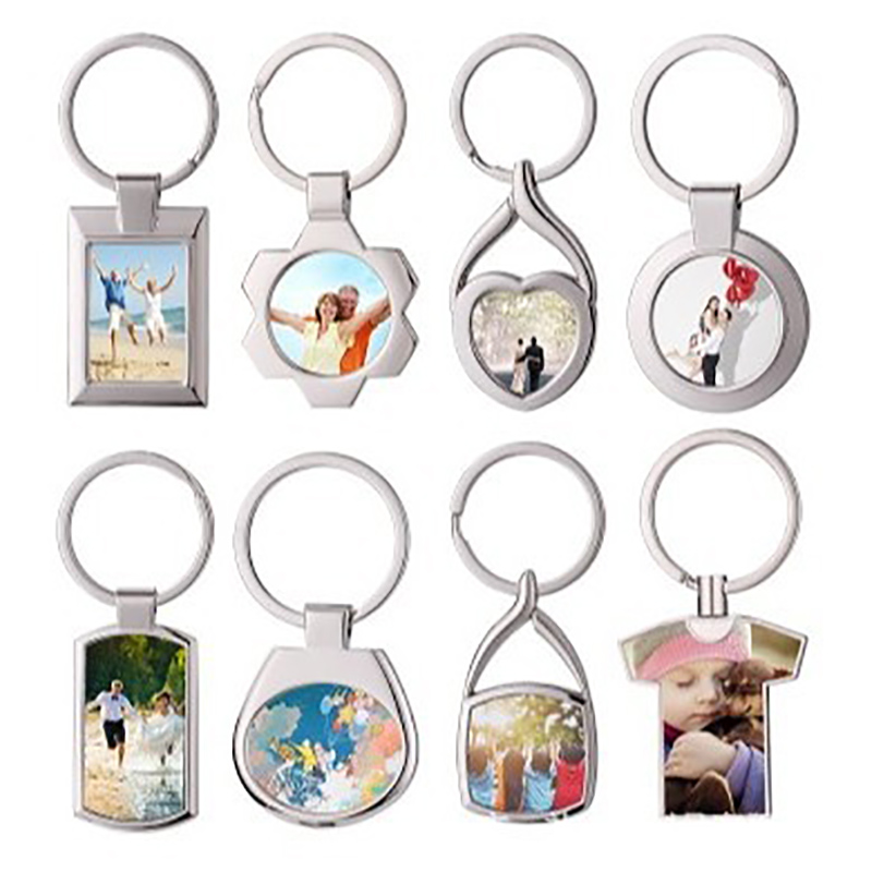 	Tilpassede nøkkelringer med logo