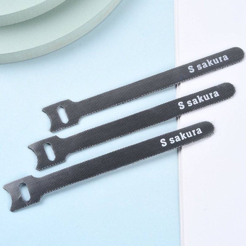 	Gjenbrukbare borrelås-kabelstrips med logo