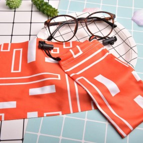 Egendefinerte brillerenskluter med logo – Personlige br...