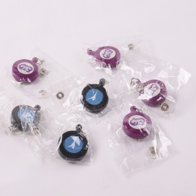 Jojo Reels med logo – Tilpassede personlige ID-badge-re...