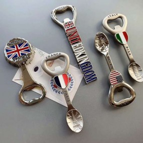Egendefinerte flaskeåpnere med logo – Magnetiske flaske...