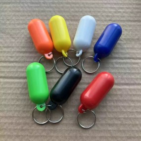 Flytende nøkkelringer – tilpasset med eget design | Rek...