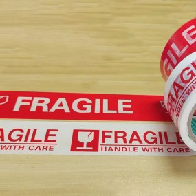 Tilpasset Logotape – Rimelig Trykt Pakketape med Logo