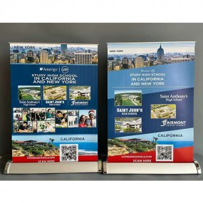 Mini roll-up i A4/A3 med logo – Tilpassede bord- og skr...