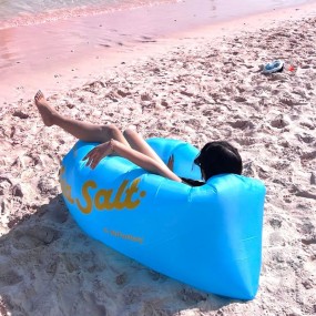 Oppblåsbar strandsofa med logo – Tilpasset XXL oppblåsb...