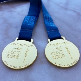 Profilmedaljer og sportmedaljer med logo | reklameartik...