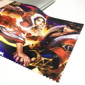 Egendefinerte brillerenskluter med logo – Personlige br...