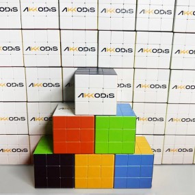 Rubiks-kube nøkkelringer med logo samt trykk
