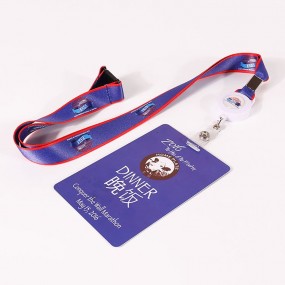 ID-kortholder med logo – Tilpasset personlig badge-hold...