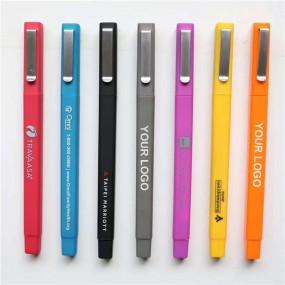 Penner med logo – Personlige reklamepenner – AWPromotio...