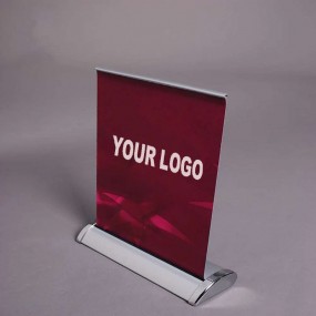 Mini roll-up i A4/A3 med logo – Tilpassede bord- og skr...