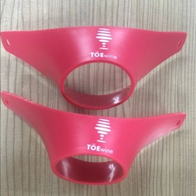 Hengende PVC vinglasholder med trykk – effektiv giveawa...